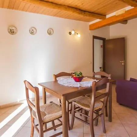 Casa Vacanze Castagno Con Parcheggio *