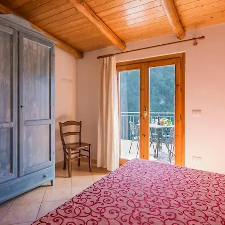 Casa Vacanze Castagno Con Parcheggio *